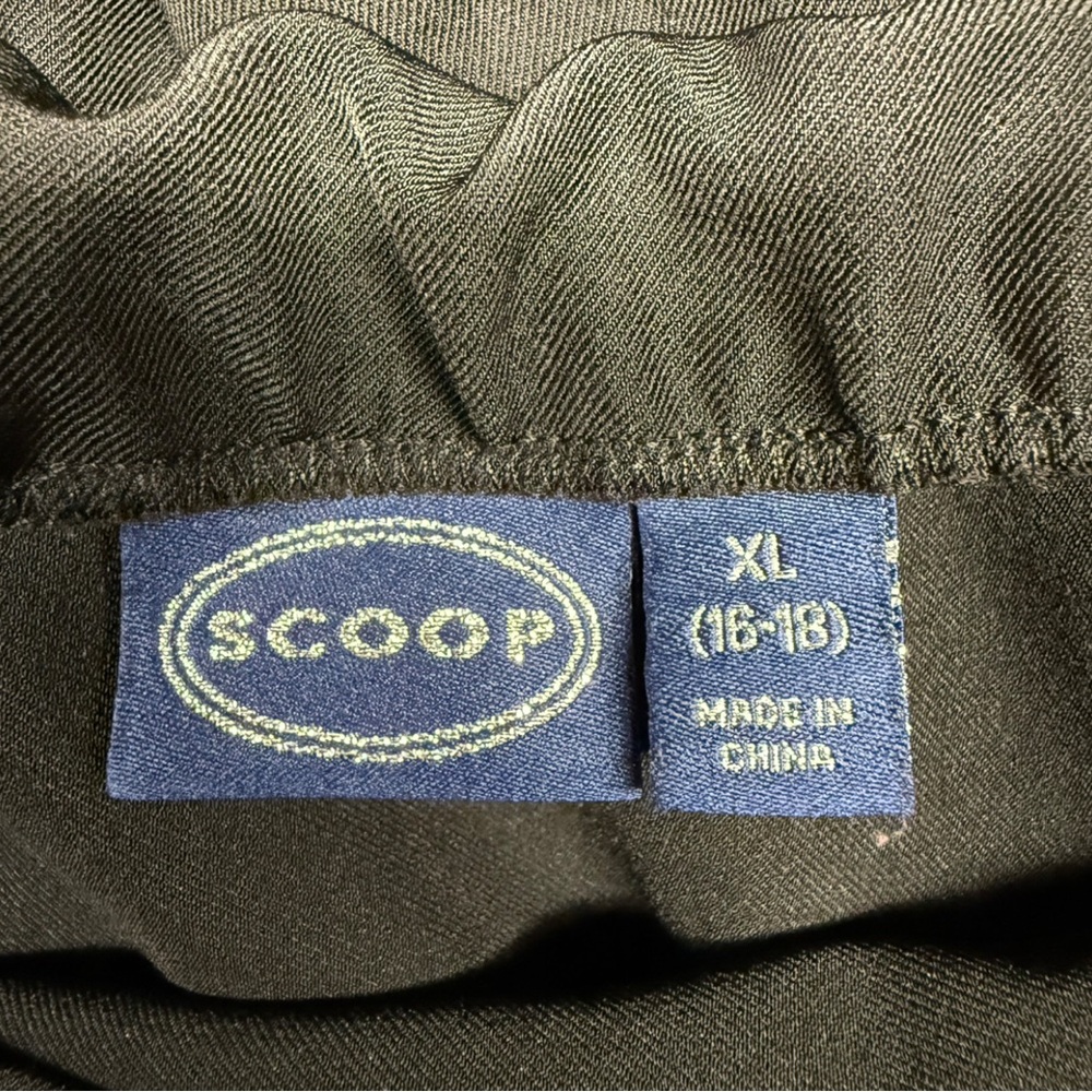 Scoop Elegant Black Mini Skirt - Picture 5 of 10